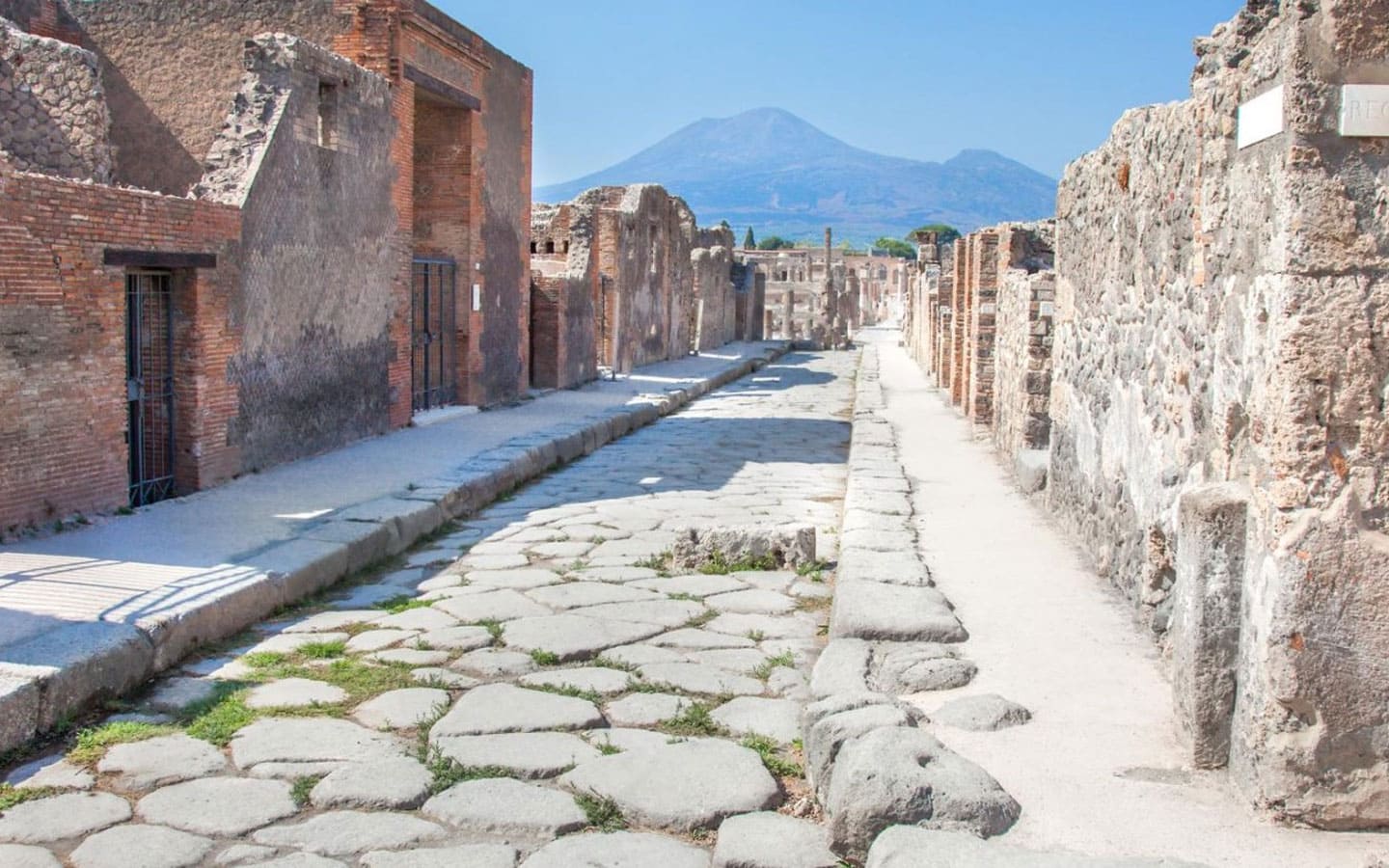Pompeii, Herculaneum and Vesuvius