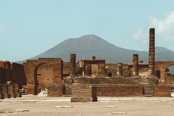 Vesuvius and pompeii tour