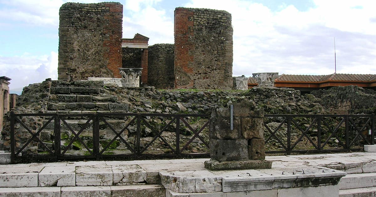 Temple of Fortuna Augusta Exclusive Pompeii Private Tour